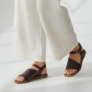 Shaddy - Sandali Donna in pelle con cinturino regolabile e suola bassa flessibile. Comodi e versatili primavera estate.